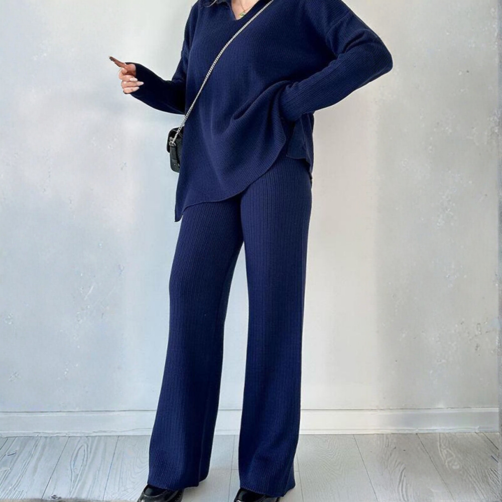 Tweedelige Gebreide Set met Split - Zachte Ademende Stof voor Comfortabele Winterdagen - V-hals Casual en Chic 4