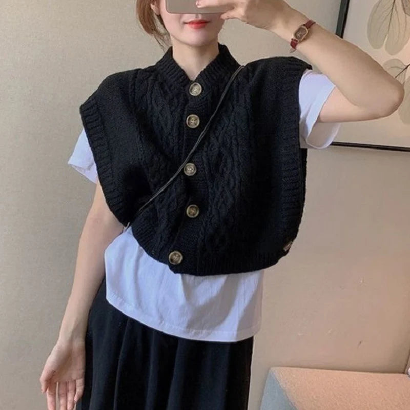 Stijlvolle Kabelgebreide Cropped Vest – Zachte, Ademende en Modieuze Layer voor Dames - 11