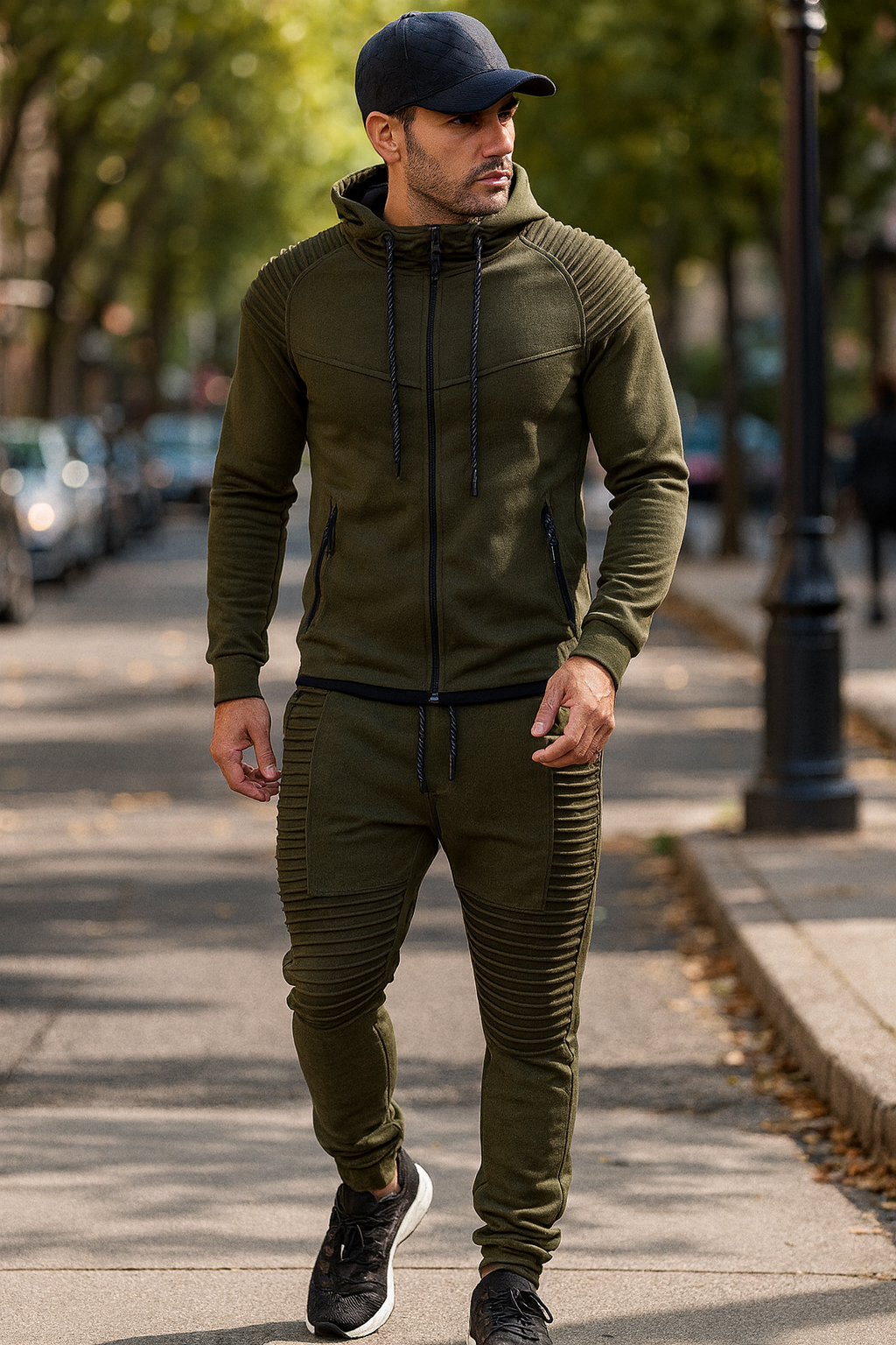 Sportset voor Buitensport – Comfortabele Katoen-Polyester Mix met Capuchonzakken en Verstelbare Tailleband 1