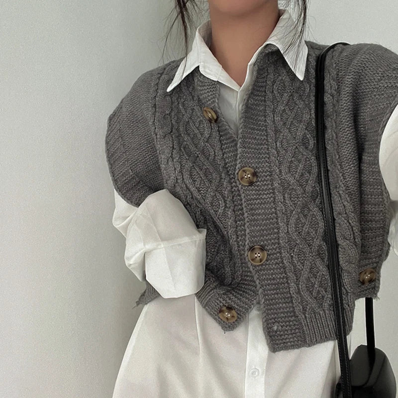 Stijlvolle Kabelgebreide Cropped Vest – Zachte, Ademende en Modieuze Layer voor Dames - 5