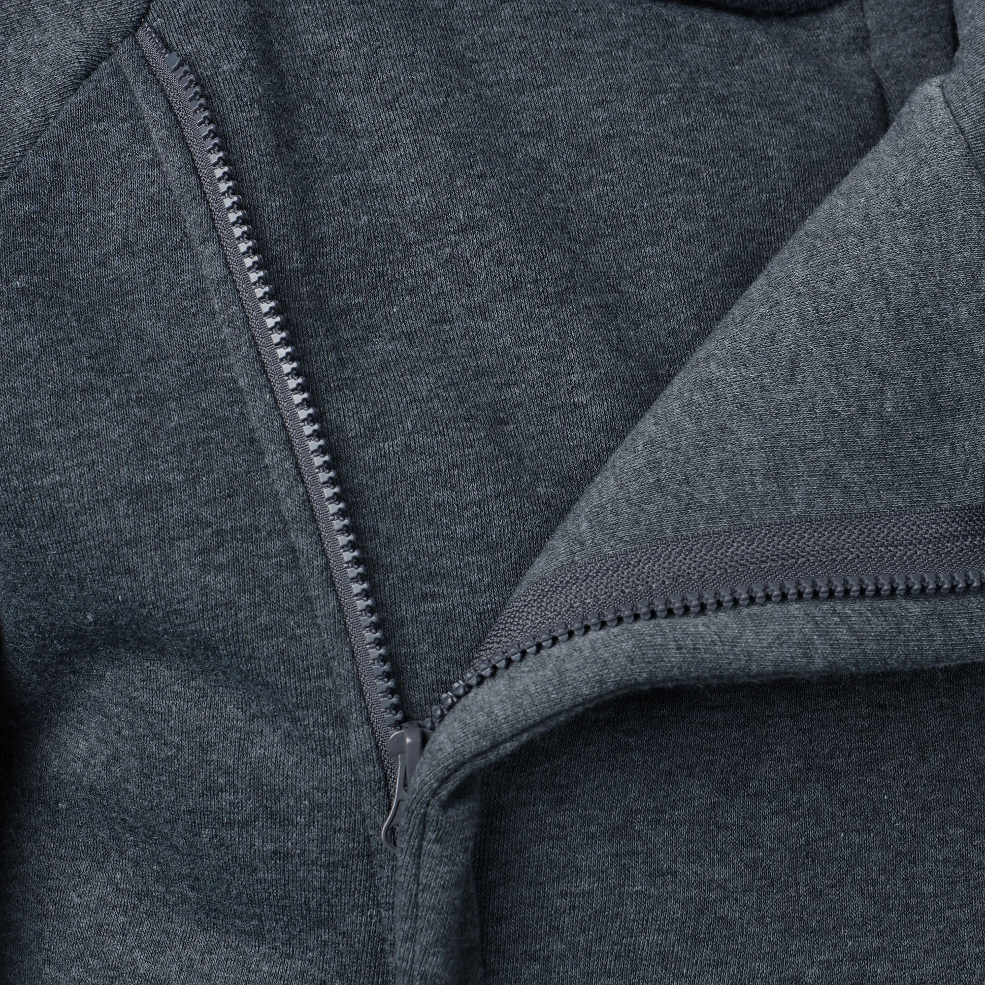 Asymmetrische Hoodie Heren met Gekruiste Capuchon en Verborgen Rits – Katoenmix Fleece voor Stijlvolle Comfort 4