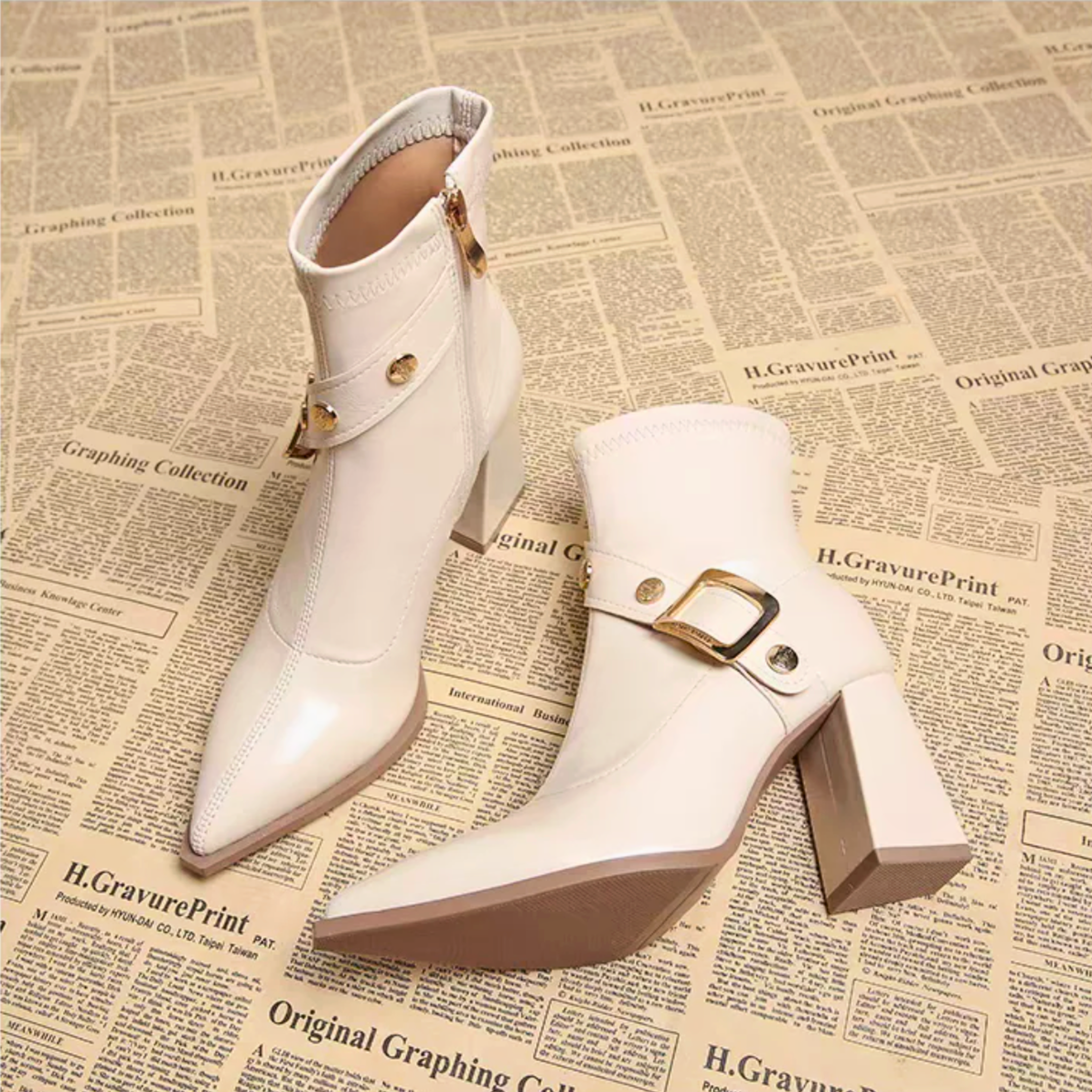 Elegante Laarzen Dames van Glanzend Leer met Verhoogde Blokhak en Gouden Gespdetails 5