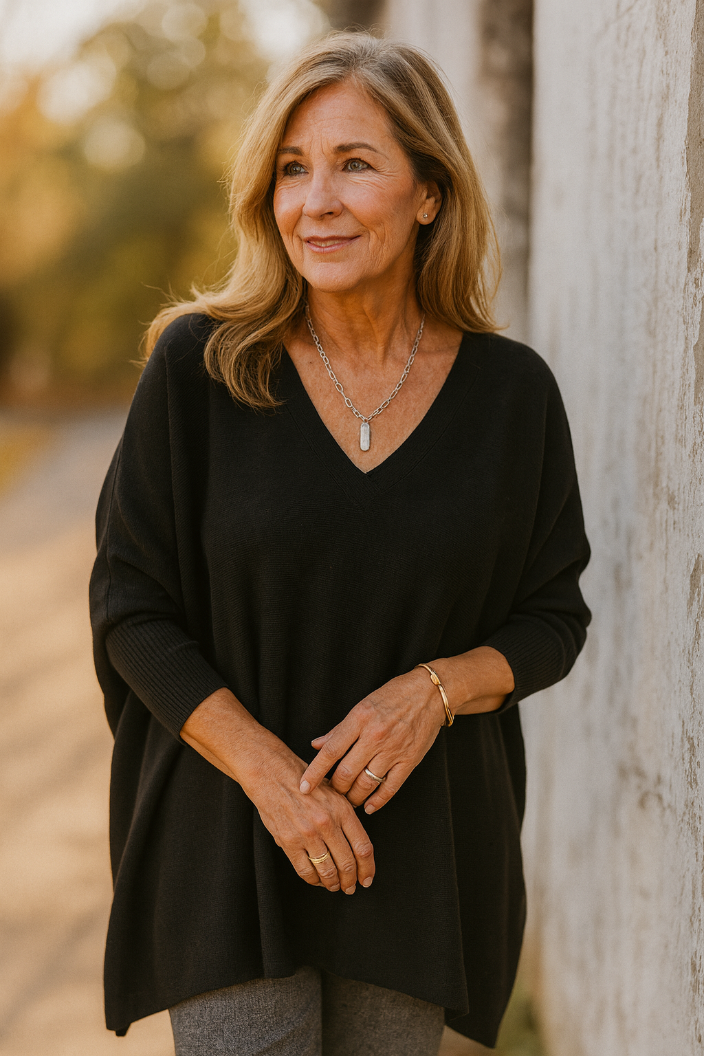 Gezellige Losvallende Top met V-hals – Ademend en Comfortabel voor Casual en Formele Outfits 5