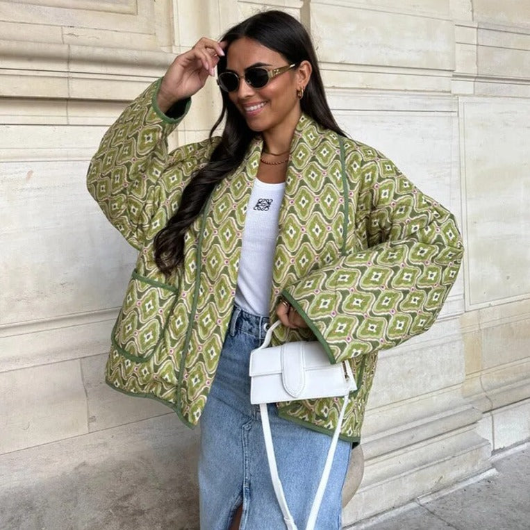 Lange Dames Winterjas met Gestructureerde Pasvorm en Ingetogen Accenten – Tijdloos en Veelzijdig voor de Winter 9