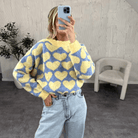 Damestrui met Hartpatroon – Zachte Gebreide Pullover met Liefdevol Design-02