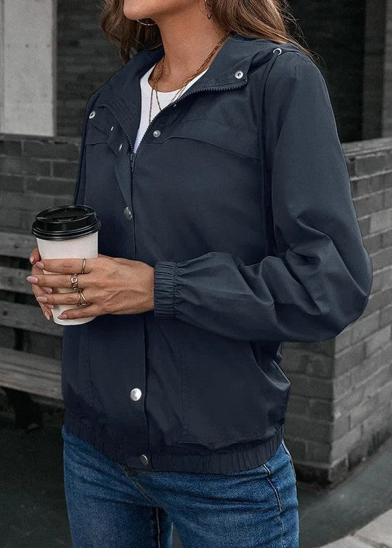 Waterdichte Lange Trenchcoat Dames met Capuchon in Zwart – Perfect voor Buitenactiviteiten en Wandelingen 7