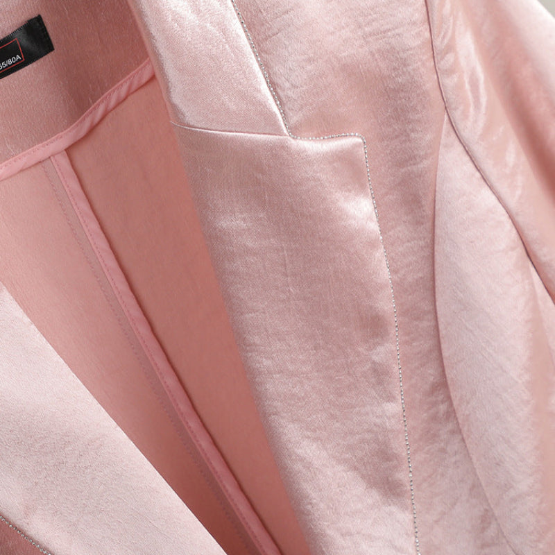 Zijden Blazer Dames met Glanzende Afwerking – Modern en Elegant voor Elke Gelegenheid 3
