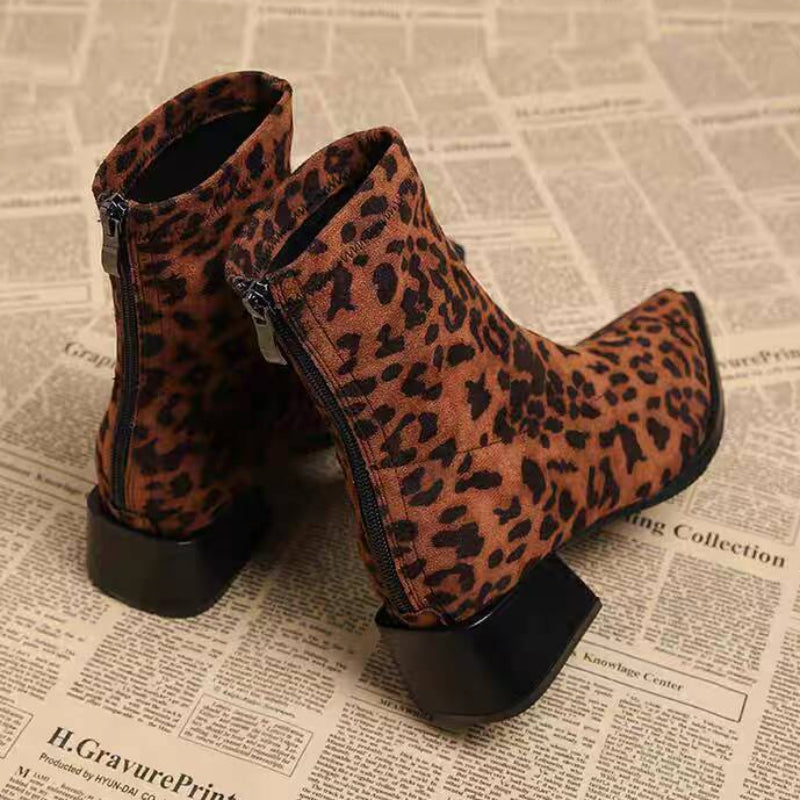 Zwarte Dames Laarzen van Leer met Slank Profiel en Puntige Neus - Elegante Winterlaarzen 2