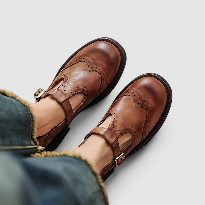 Zwarte Leren Damesschoenen met T-band – Tijdloze Elegantie en Comfort voor Formele en Casual Gelegenheden 0