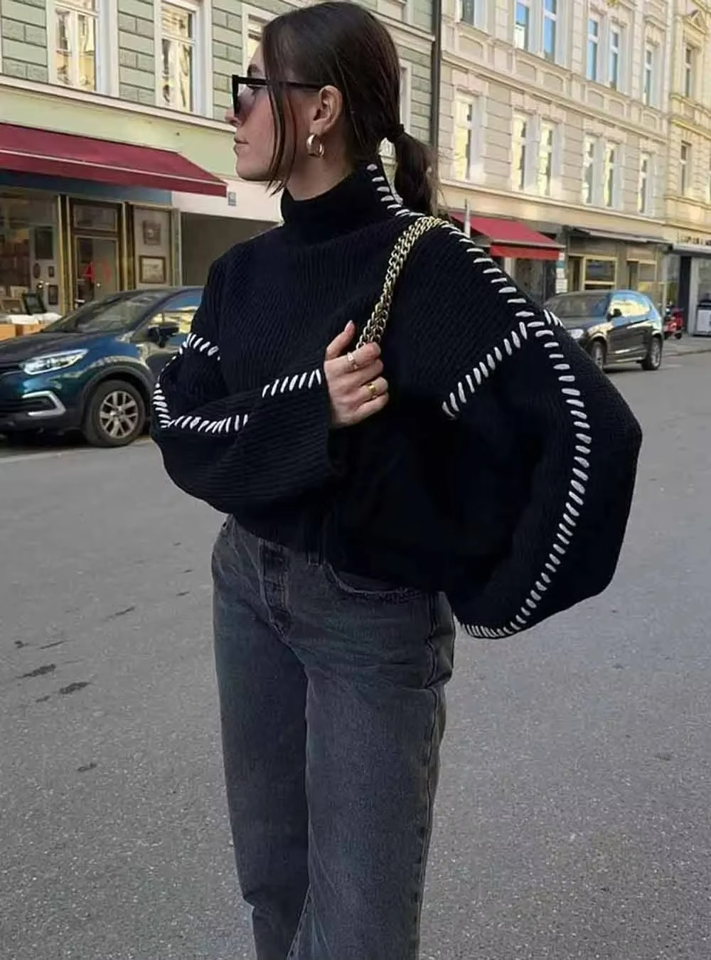 Gebreide Dames Trui van Zachte Stof – Tijdloos Ontwerp voor Koude Dagen, Verkrijgbaar in Meerdere Maten 2